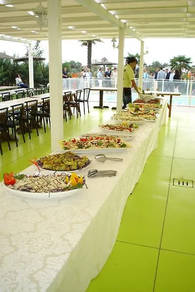 בית הארחה פאנצה Locanda Del Lupo איטליה