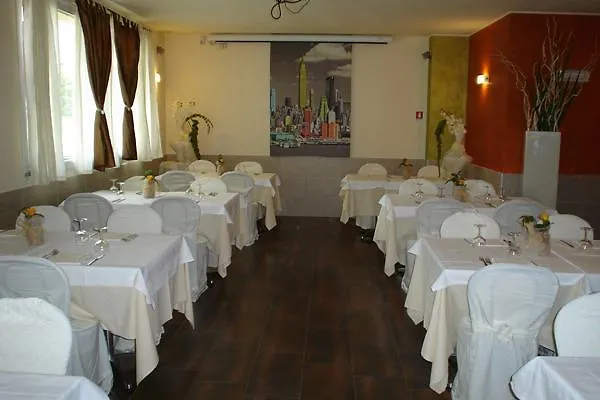 פאנצה Locanda Del Lupo