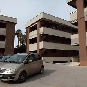 https://emmas-house.sicilyhotelsitaly.net