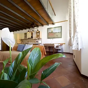 Il Loft Di Charme Di Ricc Faenza